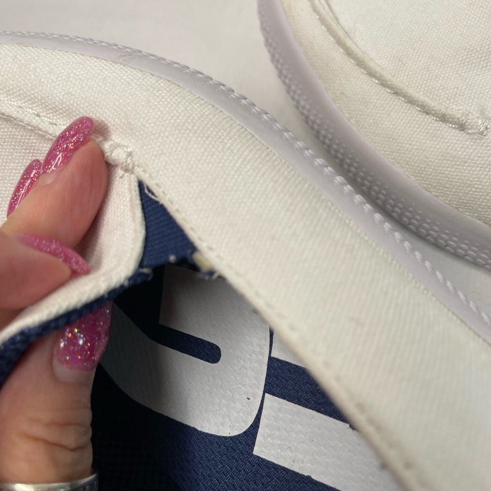 Fitflop Slip-on White Canvas Sneakers women’s size 11 - Picture 6 of 16